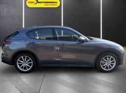 Zunanja slika - Alfa Romeo Stelvio - 2.2 Diesel LED NAVI TEMPOMAT KAMERA PDC USNJE TOP - 8 - Predogledna slika