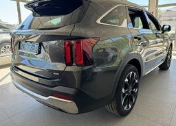 Zunanja slika - KIA Sorento - 2.2 TCi EX Limited AWD 8DCT 142kW... - 4 - Predogledna slika