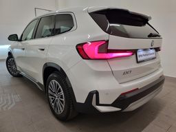 Zunanja slika - BMW iX - 1 eDrive20 - 7 - Predogledna slika