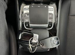 Zunanja slika - Mercedes-Benz GLB-Razred - GLB 200 d 4MATIC Avt.NEMŠKI.KAMERA.PANORAMA.NAVI - 10 - Predogledna slika