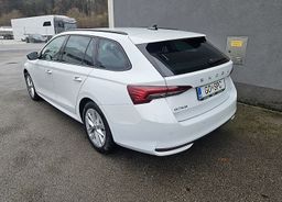 Zunanja slika - Škoda Octavia - COMBI 2.0 TDI Selection DSG 110 kW SLO-1.LASTNIK - 4 - Predogledna slika