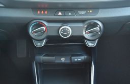 Zunanja slika - KIA Stonic - 1.2 DPI 58 kW  79 KM  LX Urban+ M T - 13 - Predogledna slika