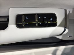 Zunanja slika - Voyah Courage - 2WD 80kWh + PANORAMA + RADAR + BLIS + 360KAMERA - 17 - Predogledna slika