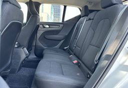 Zunanja slika - Volvo XC40 - D3 Momentum Avt... - 11 - Predogledna slika
