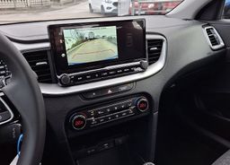 Zunanja slika - KIA Ceed - SW 1.5 T-GDi LX Champion+ ISG. M T 103 kW+ZIMSKE GUME - 10 - Predogledna slika