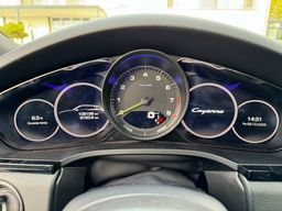 Notranja slika - Porsche Cayenne - Porsche - 11 - Predogledna slika