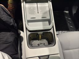 Zunanja slika - Voyah Courage - 2WD 80kWh + PANORAMA + RADAR + BLIS + 360KAMERA - 15 - Predogledna slika