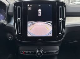 Zunanja slika - Volvo XC40 - B3P Core Avt. - 16 - Predogledna slika