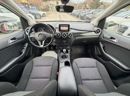 Zunanja slika - Mercedes-Benz B-Razred - B 200 CDI 2.LASTNICA KAMERA TEMPOMAT ALU 17 - 20 - Predogledna slika