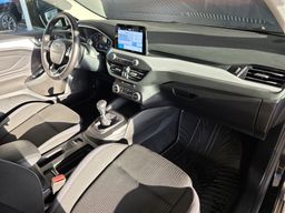 Notranja slika - Ford Focus - Ford - 8 - Predogledna slika