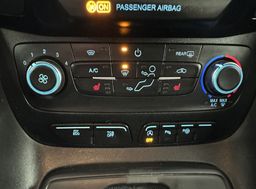 Zunanja slika - Ford Tourneo Connect - L2 Autm.88kW.NEMŠKI+4 GUME.KAMERA.GRE.SED.KLJUKA - 11 - Predogledna slika