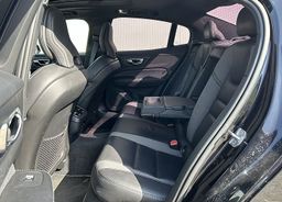 Zunanja slika - Volvo S60 - T5 AUT R-Design-ACC-PANO-KAMERA-PDC-HEADUP-ALU19 - 10 - Predogledna slika
