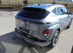 Zunanja slika - Hyundai Kona - Electric 48.6 kWh 99kW PREMIUM°WINTER° ZALOGA ° - 5 - Predogledna slika