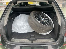 Zunanja slika - BMW Serija 5 - Touring: 520d 140 KW BI-XSENON.NAVI.USNJE.PDC S+Z - 16 - Predogledna slika