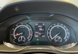 Zunanja slika - Škoda Karoq - 1.LASTNIK-SLO-KEYLESS-KAMERA-RADAR-ALU - 8 - Predogledna slika