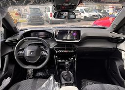 Zunanja slika - Peugeot 2008 - ALLURE PureTech 100 + Bon za zimske gume - 11 - Predogledna slika