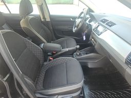 Zunanja slika - Škoda Fabia - 1.0 75ks °LED° °OGR.SEDEŽI° °2x PARK.SENZORJI° - 4 - Predogledna slika