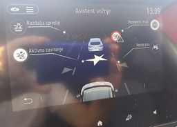 Zunanja slika - Renault Captur - 1.0 TCE 90 TECHNO -19- - 8 - Predogledna slika