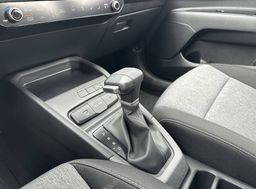 Zunanja slika - KIA Stonic - 1.0 T-GDi LX Life DCT - 18 - Predogledna slika