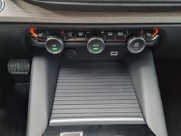 Zunanja slika - Citroën C5 - X Shine 1.6L AVTOMATIK-KAMERA-DAB-NAVI-ACC - 8 - Predogledna slika