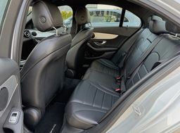 Zunanja slika - Mercedes-Benz C-Razred - C 200D AMG LINE AVT|FULL LED|ČRNO USNJE|2xPDC|18 - 10 - Predogledna slika