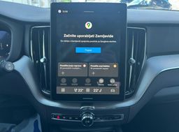 Zunanja slika - Volvo XC60 - B5P Core AT AWD 3 leta garancije + 3 servisi - 13 - Predogledna slika