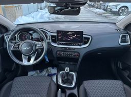 Zunanja slika - KIA Ceed - 1.0 T-GDi LX Champion+ KAMERA-TEMPOMAT-DAB+ - 9 - Predogledna slika