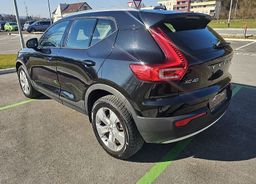 Zunanja slika - Volvo XC40 - B4P 4x4 AUT Momen-Pro|FULED|ALU|RADAR|NAViI|PDC| - 6 - Predogledna slika