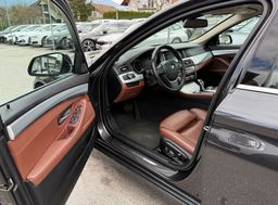 Zunanja slika - BMW Serija 5 - Touring: 525d AUT. LUXURY LiNE DIGITAL PANO HEADuP ALU 1 - 8 - Predogledna slika