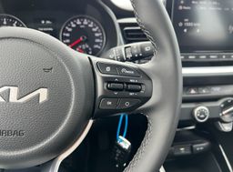 Zunanja slika - KIA Stonic - 1.2 DPI 57.9 kW  79 KM  LX Urban+ M T - 7 - Predogledna slika