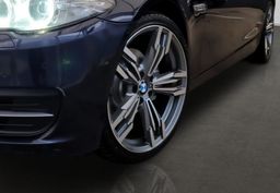 Zunanja slika - BMW Serija 5 - : 520d-FACELIFT-SPORT PAKET-USNJE-NAVI-XENON-LED-P - 6 - Predogledna slika