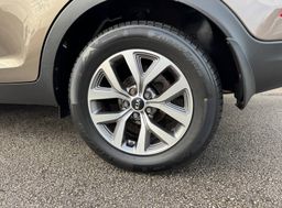 Zunanja slika - KIA Sportage - 1.6 GDI°EX URBAN°SLO°2.LAST°LED°PARK.SEN°BLUETOO - 10 - Predogledna slika