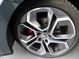 Zunanja slika - Škoda Octavia - RS 4X4 RS 2.0 TDI 147kW.NEMŠKA+4ALU.USNJE.KAMERA - 16 - Predogledna slika