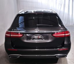 Zunanja slika - Mercedes-Benz E-Class - E300e PHEV ACC KAM NAVI LED PDC LANE VIRTUAL USNJE - 3 - Predogledna slika