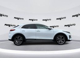 Zunanja slika - KIA XCeed - 1.5 T-GDi EX Way ISG. MT - 4 - Predogledna slika