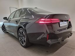 Zunanja slika - BMW Serija 5 - 520d xDrive Limuzina - 9 - Predogledna slika