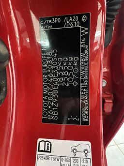 Zunanja slika - Toyota Corolla - 1.8 GR Sport Hybrid.LUKSENBURG.KAMERA.LED.USNJE. - 20 - Predogledna slika