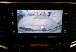 Zunanja slika - Mitsubishi L 200 - 2.3 4X4-1.LASTNIK-SLO-LED-NAVI-KAMERA-ODLIČEN- - 13 - Predogledna slika