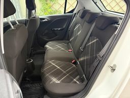 Notranja slika - Opel Corsa - 1,4 Enjoy - 11 - Predogledna slika