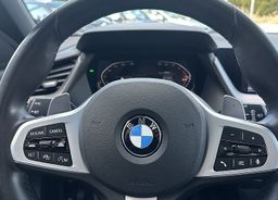 Zunanja slika - BMW Serija 1 - : 118d AVT.MSPORT-PANORAMA-KAMERA-KEYLESS-19COL-HUD - 14 - Predogledna slika