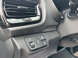 Zunanja slika - KIA Stonic - 1.0 TGDI LX Urban+ DCT SLO-KAMERA-TEMPOMAT - 17 - Predogledna slika