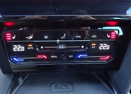 Zunanja slika - VW Passat - Variant 2.0 TDI DSG BUSINESS 200KM - VLEČNA KLJUKA - - 18 - Predogledna slika