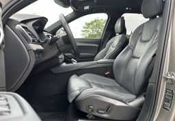 Zunanja slika - Volvo XC90 - B5D AWD Inscription Avt.-MAS HLAJENJE SED.ZRAČNO. - 10 - Predogledna slika