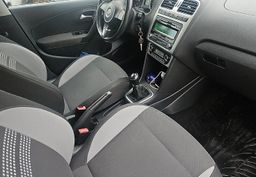 Zunanja slika - VW Polo - 1.2 60ks °LIFE° °TEMPOMAT° °PARK-SENZORJI° - 8 - Predogledna slika