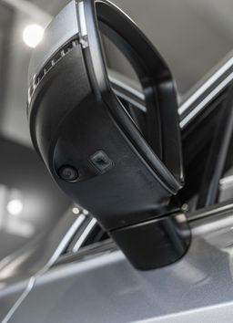 Zunanja slika - VW Tiguan Allspace - 2.0TSI-R LINE-7SED-HEAD UP-PANO-360-ACC-NAVI-USNJ - 10 - Predogledna slika