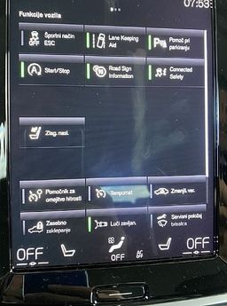Zunanja slika - Volvo V90 Cross Country - D4 AWD AUT LED NAVI - 16 - Predogledna slika