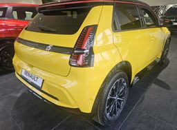 Zunanja slika - Renault 5 E-tech - iconic EV52 110kW - 4 - Predogledna slika