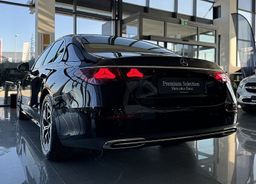 Zunanja slika - Mercedes-Benz E-Razred - 220d-AUT-AVANTGARDE-DISTRONIC-NAVI-LED-PREMIUM - 5 - Predogledna slika