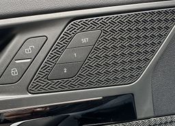 Zunanja slika - BMW X1 - serija :  sDrive18d AVT xLine-USNJE-KAMERA-LED-18COL-NAVI - 17 - Predogledna slika