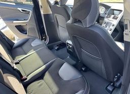 Zunanja slika - Volvo XC60 - DRIVe FWD MOMENTUM REDNO SERVISIRAN... - 10 - Predogledna slika